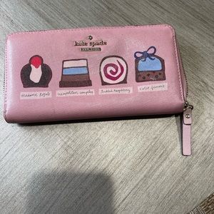 Kate Spade Dessert 🍨 Wallet pink used